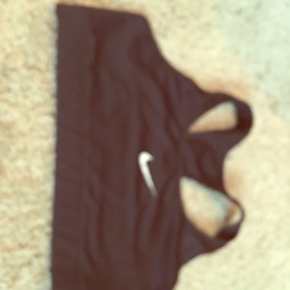 Nike sports bra no lining
